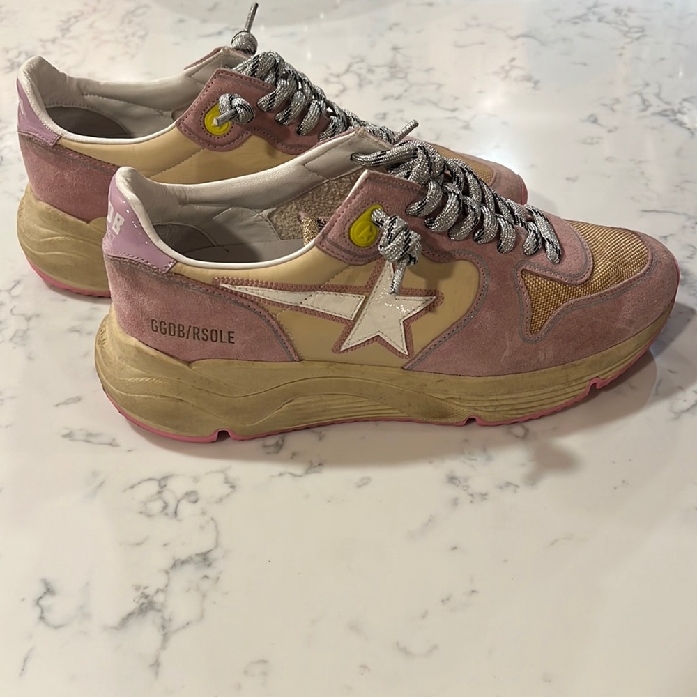 Barely worn Golden Goose Size 39 Suede Pink Running Sole Sneakers